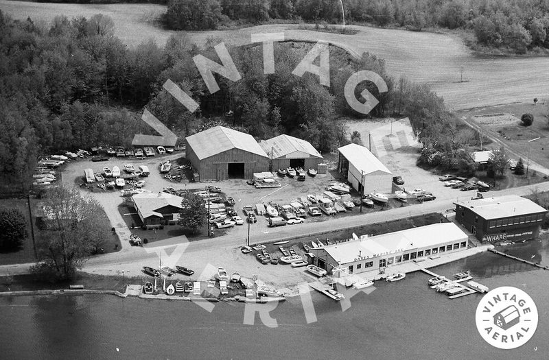 Bent Prop Pub (The Wharf) - 1980